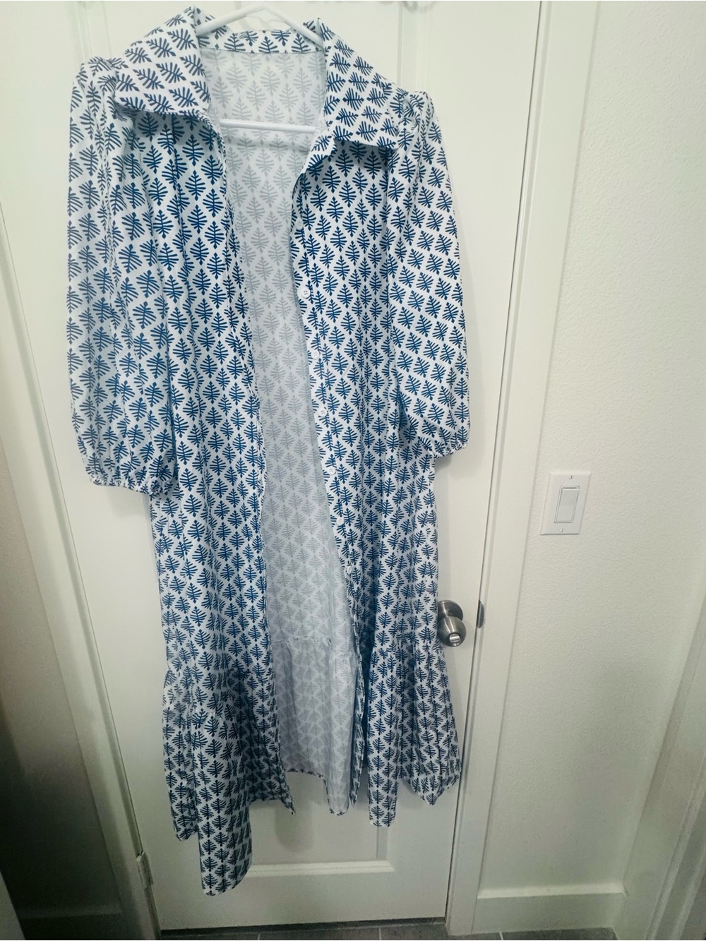 SHEIN Blue and White Printed Cover-Up